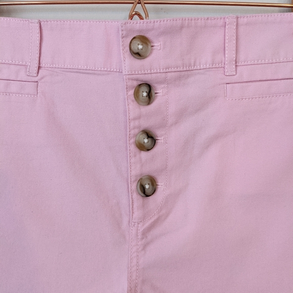 LOFT Button Front Shorts - Picture 3 of 8
